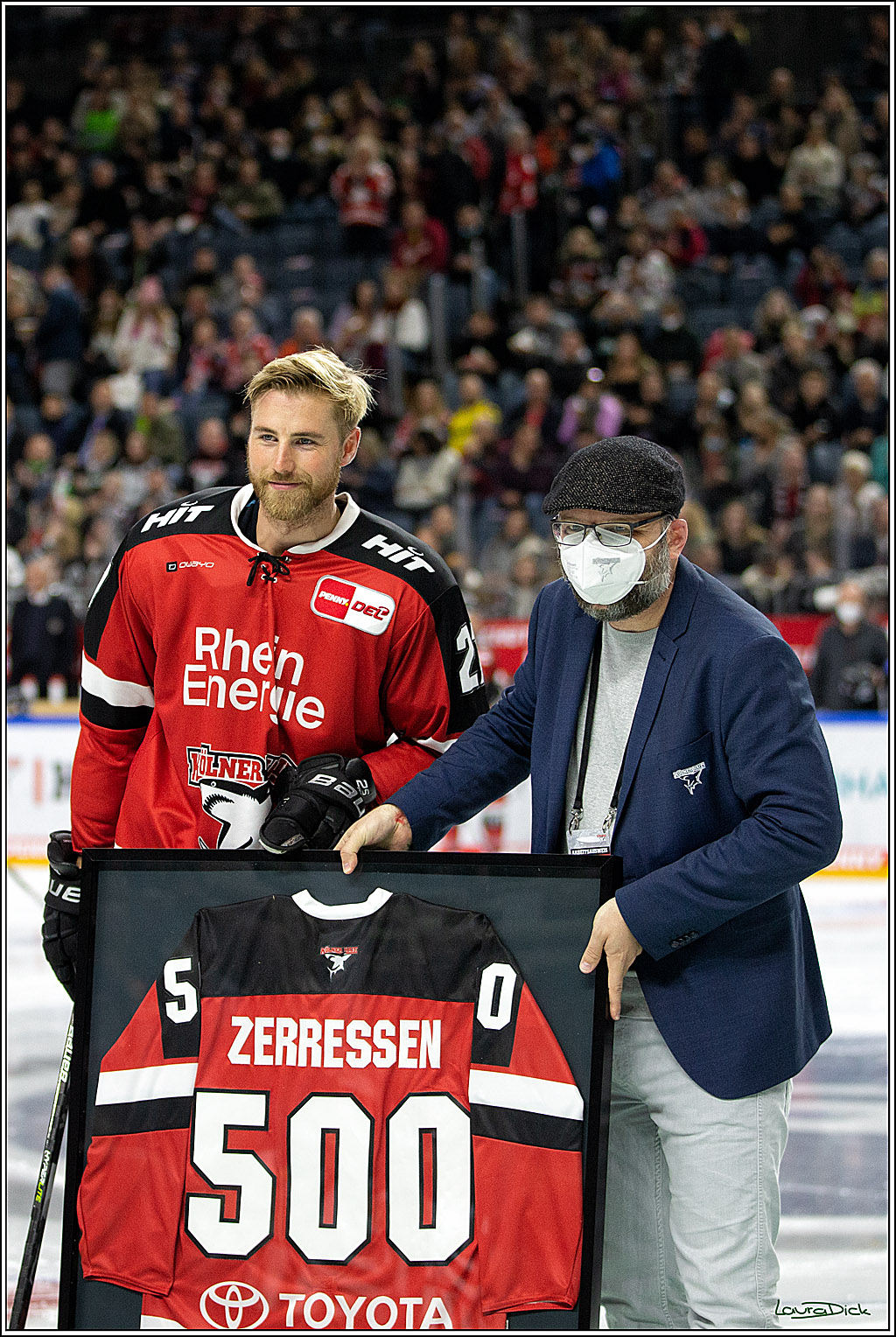 PENNY DEL; Koelner Haie- Bietigheim Steelers; Koeln, 19.11.2021